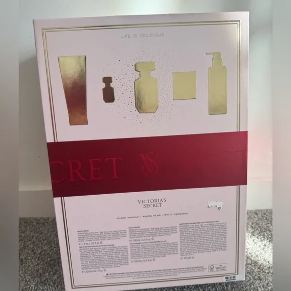 Victoria's Secret Tease Gift Box - Picture 4 of 5